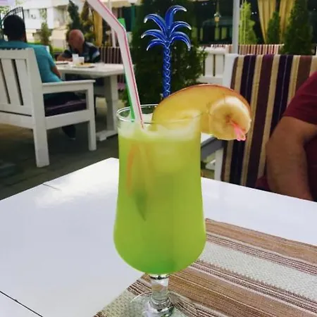 Хотел Kristal